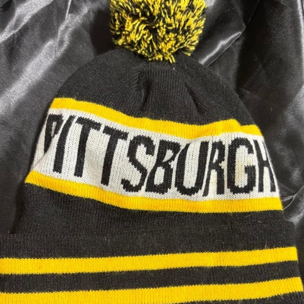 Pittsburgh Steelers beanie winter hat - Picture 2 of 4